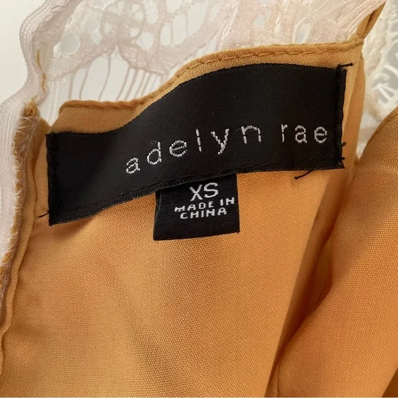 Adelyn Rae, size XS, sleeveless gold, and white dress - Picture 4 of 7